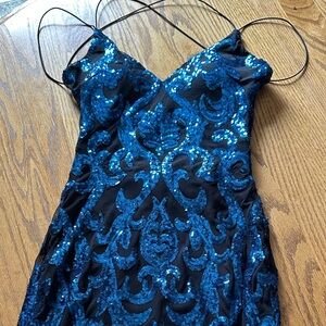 Windsor homecoming dress never worn size small $35